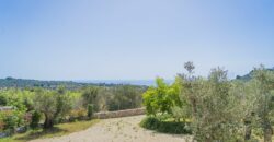 Gagliano del Capo immersa nel verde e a pochissimi minuti a piedi dal mare elegante villa con piscina