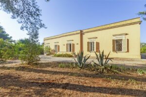 IMG 3354 HDR - Agenzia Immobiliare Lecce - Lusso, Appartamenti, Case, Ville