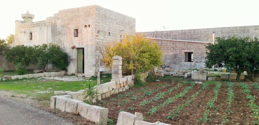 Castrignano De Greci, nel cuore della Grecìa Salentina, antica masseria da ristrutturare