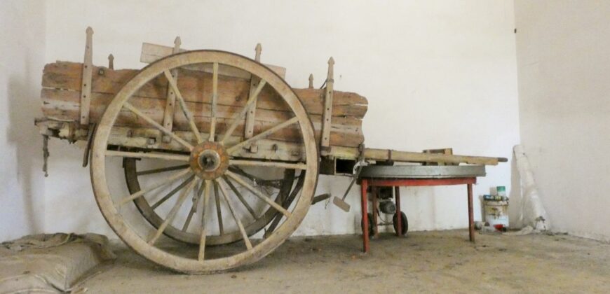 Castrignano De Greci, nel cuore della Grecìa Salentina, antica masseria da ristrutturare