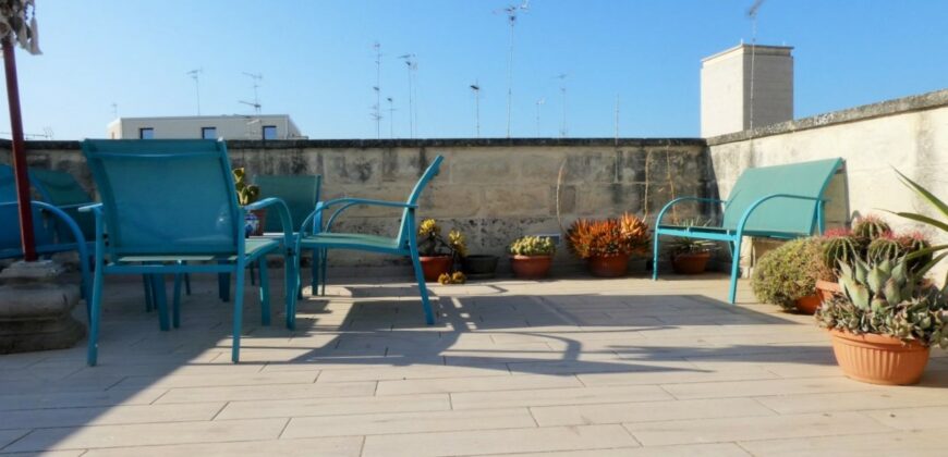 Lecce a pochi passi da Porta San Biagio esclusivo appartamento di design