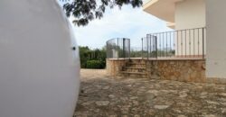 Torre Lapillo a mt.500 dalle acque cristalline villa con giardino